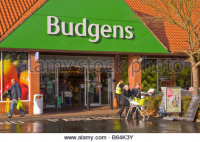 Budgens supermarket superstore