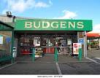 A budgens supermarket in a ...