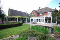 6 bed property for sale in