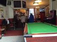 The Red Lion Inn: Bar and play ...
