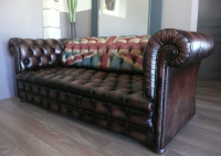 vintage-chesterfield-sofa-