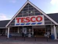 Tesco profits: Supermarket ...