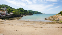 The sandy beach at Combe
