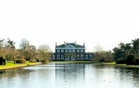 Stately home opens its doors