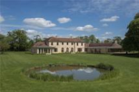 Lechlade Detached house for