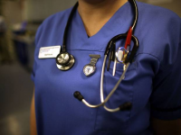 NHS to freeze recruitment