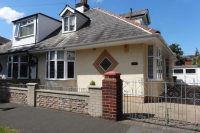 2 bed bungalow for sale in