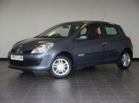 Used RENAULT CLIO in Worksop,