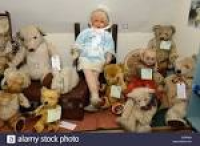 Vintage Teddy Bears on sale at Bears in the Square at Ironbridge ...