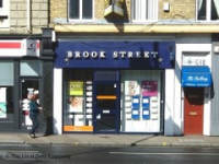 Brook Street, exterior picture