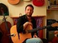 Guitar and Cello teacher in Cardiff. Guitar and cello lessons Cardiff.