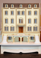 Dolls house by Barbara's