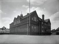 The Dunsford Road School