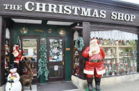 Lechlade, UK: The Christmas