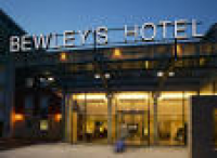 Manchester Airport Hotels and nearby B&Bs