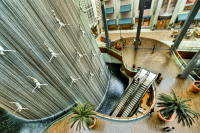 Dubai-Mall-Waterfall-Wallpaper