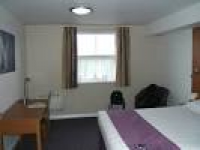 Bathroom. - Picture of Premier Inn Lincoln (Canwick) Hotel ...