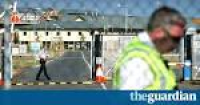 Yarl's Wood detention centre staff replaced by 'self-service ...