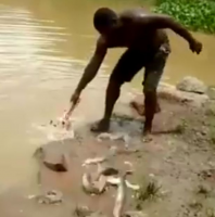 Fisherman shows the easy way