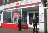 Robber steals hundreds of pounds in hold-up at Dales Road Post ...