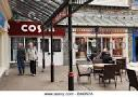 Shops and Costa Coffee building in Mell Square, Solihull Stock ...